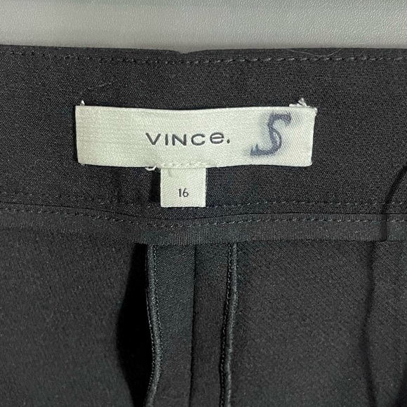 Vince Women's Slim Fit Capri Pant Black NWT - Picture 10 of 16